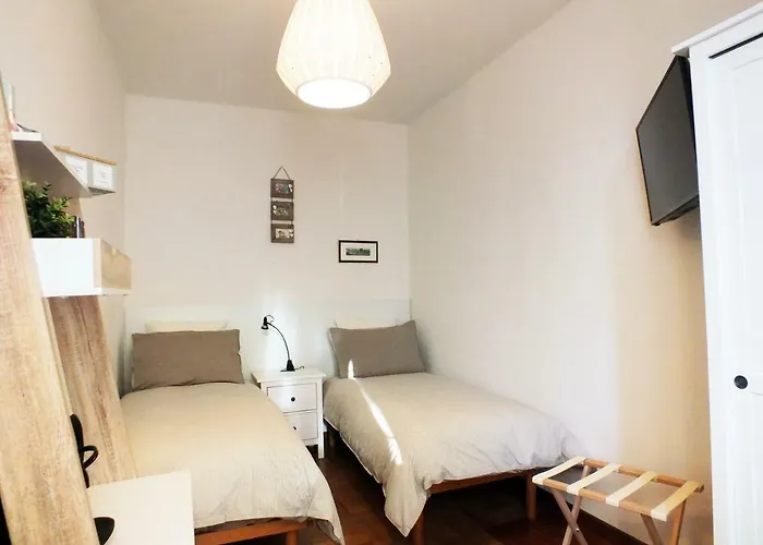 Sleep & Fly Bed and breakfast